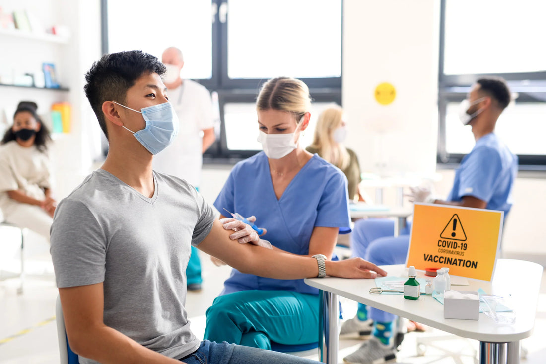 Natural Immunity vs. Vaccine Covid: Facts & Myths [Must Know]